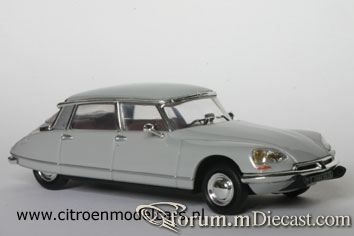 Citroen DS21 4d 1968 Nostalgie.jpg