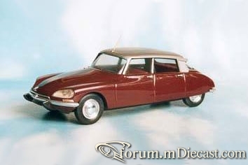 Citroen DS21 4d 1968 AAM-Boyer.jpg