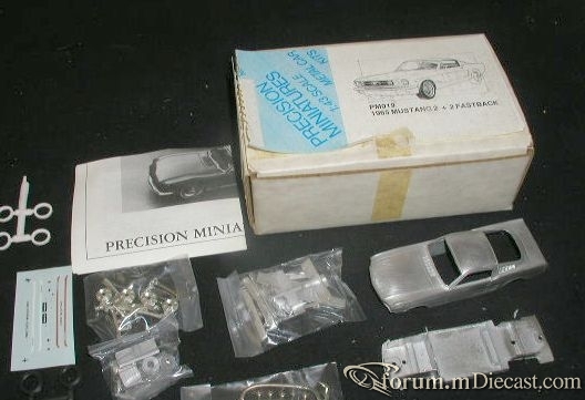 Ford Mustang 1965 Fastback Precision.jpg