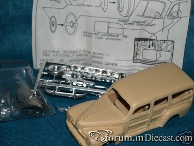 Ford Woody 1946 Provence Moulage.jpg