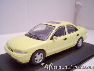 Ford Mondeo Mk.I 1993 Minichamps.jpg