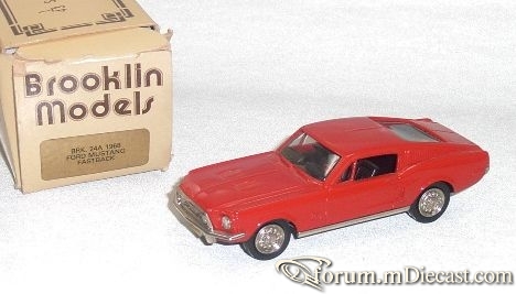 Ford Mustang 1968 Fastback Brooklin.jpg
