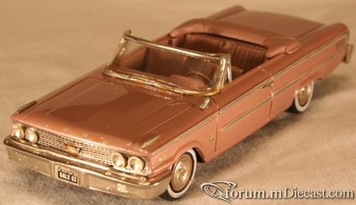 Ford Galaxie 500XL Cabrio 1963 Conquest.jpg