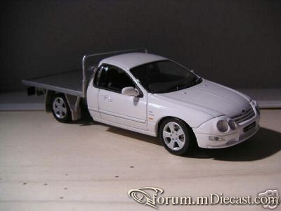 Ford Falcon AU1 XR8 Pickup ClassicCarlectables-C.jpg
