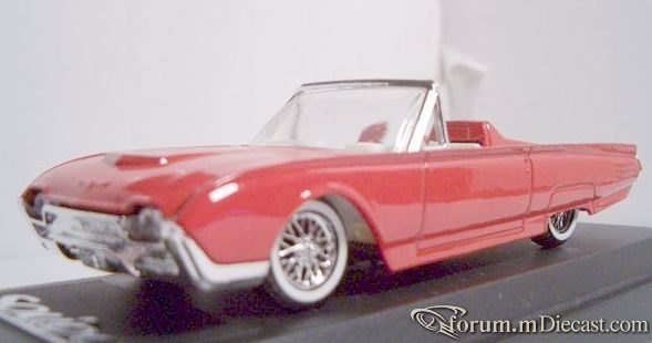 Ford Thunderbird 1961 Cabrio Solido.jpg