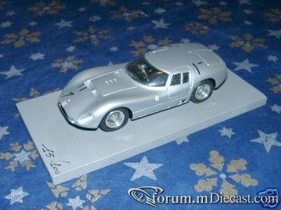 Maserati 152.jpg