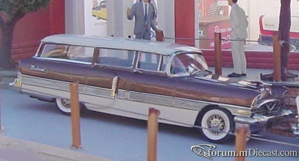 Packard Patrician 1956 Wagon.jpg