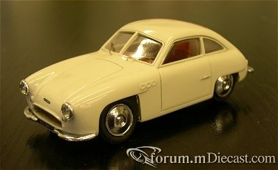 Panhard DB Frua Paradcar.jpg