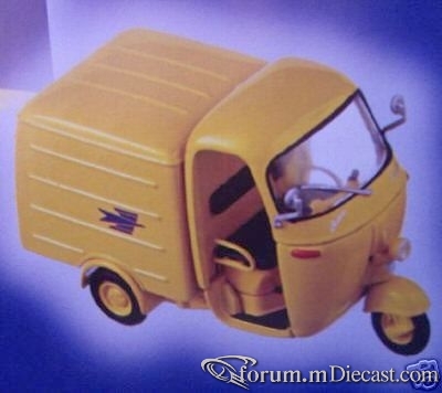 Piaggio Vespa AC4T.jpg
