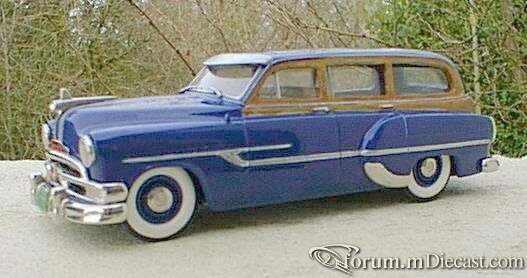 Pontiac Chieftain Wagon.jpg