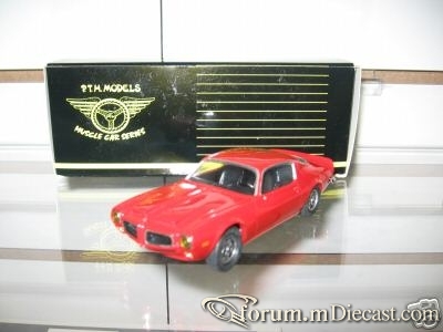 Pontiac Firebird 1971 Formula PTH.jpg