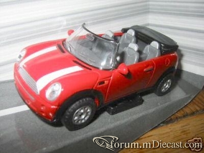 Mini Cooper Cabrio 2004 Cararama.jpg