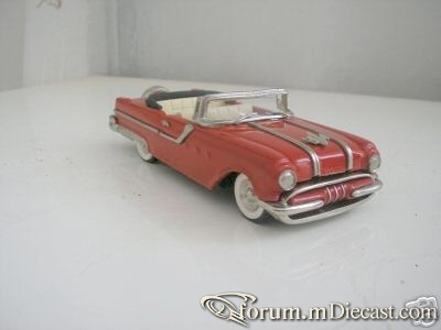 Pontiac Starchief 1955 Cabrio Goldvarg.jpg