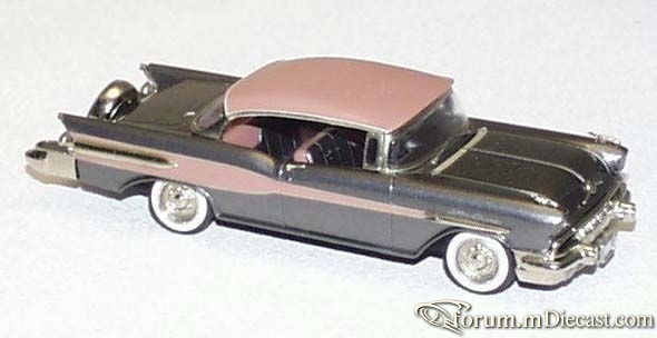 Pontiac Starchief Hardtop.jpg