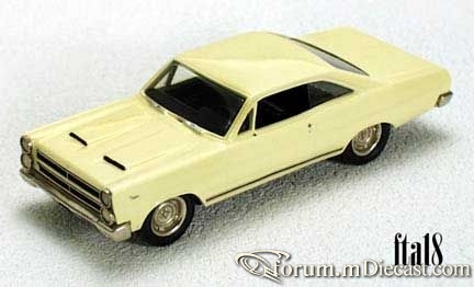 Mercury Comet Cyclone 43rd Avenue.jpg
