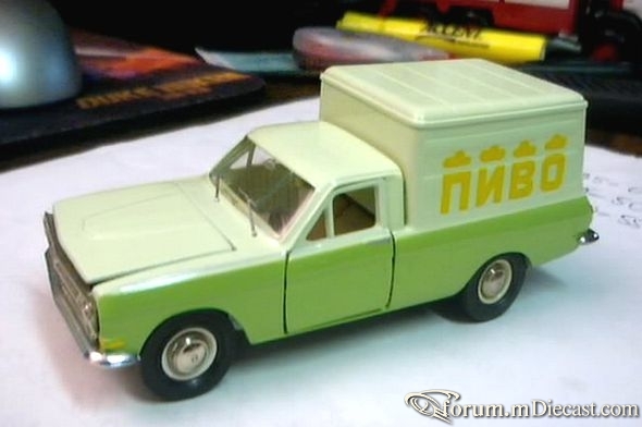 GAZ 24 Van Agat-C.jpg