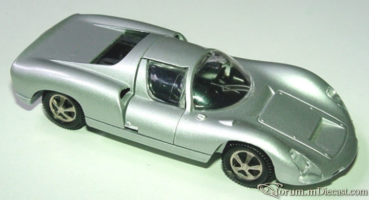 Porsche 910 Marklin.jpg