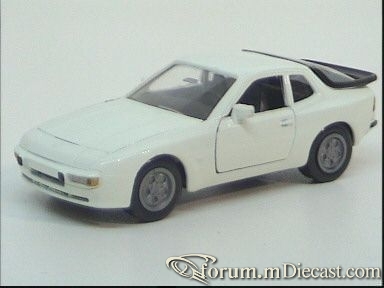 Porsche 944 1982.jpg