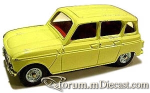 Renault 4 4d Pilen.jpg