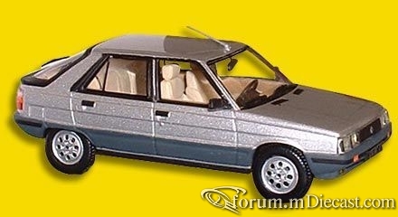Renault 11 5d 1983 Norev.jpg
