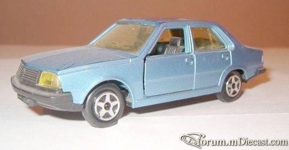 Renault 18 4d Norev.jpg