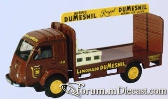 Renault 2T5 LWB.jpg
