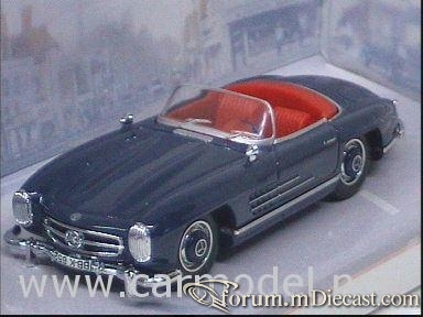 Mercedes-Benz W198 300SL 1962 Roadster Dinky.jpg