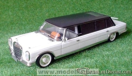 Mercedes-Benz W100 Pullman PMC.jpg