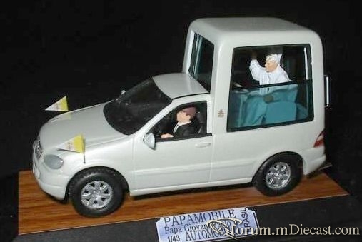 Mercedes-Benz W163 ML Popemobil A.Automodelli.jpg
