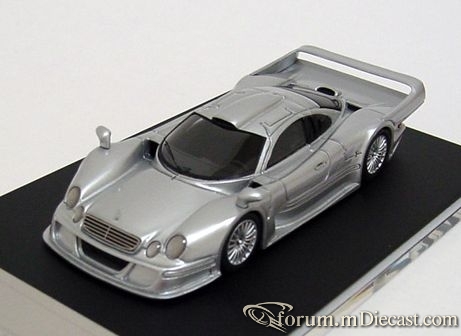 Mercedes-Benz CLK GTR Davis-Giovanni.jpg