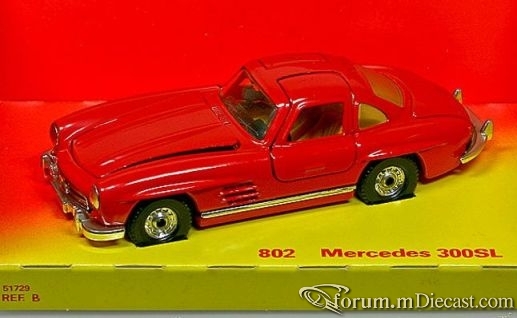 Mercedes-Benz W198 300SL 1954 Corgi.jpg
