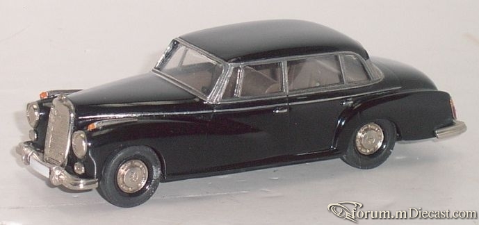 Mercedes-Benz W186 4d 1951 Metal43.jpg
