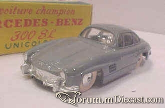 Mercedes-Benz W198 300SL 1954 Quiralu.jpg