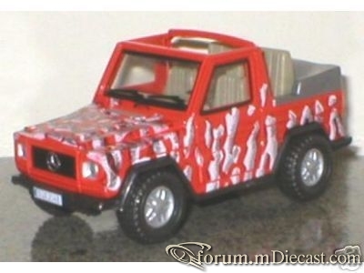 Mercedes-Benz W461 G SWB Cararama.jpg