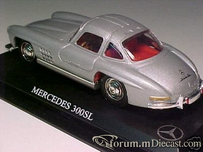 Mercedes-Benz W198 300SL 1954 Del Prado.jpg