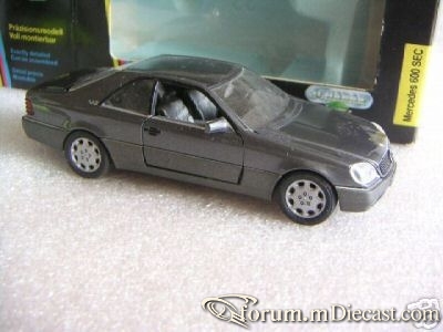 Mercedes-Benz W140 SEC 1992 Schabak.jpg