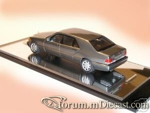 Mercedes-Benz W140 SEL Long.jpg