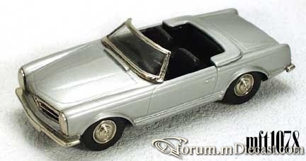 Mercedes-Benz W113 SL Cabrio 1963.jpg