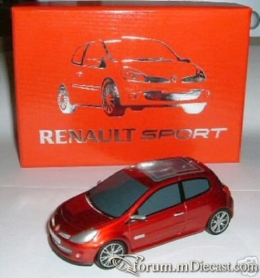 Renault Clio 2005 Salon de Francfort Norev.jpg