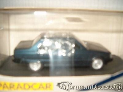 Renault 9 4d Paradcar.jpg