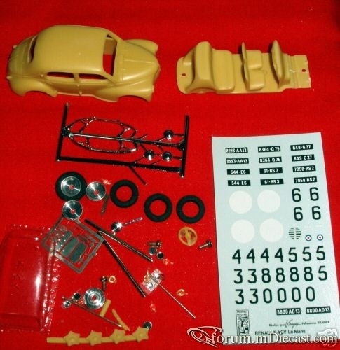 Renault 4CV 4d 1950 Provence Moulage.jpg