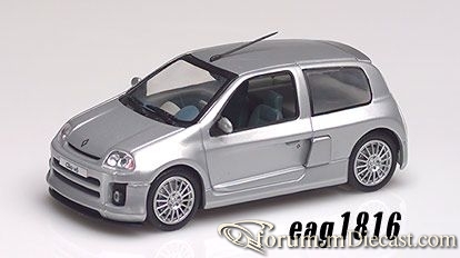 Renault Clio Sport V6 Eagles Race.jpg