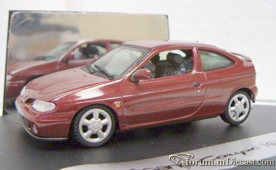 Renault Megane 1996 3d Vitesse.jpg