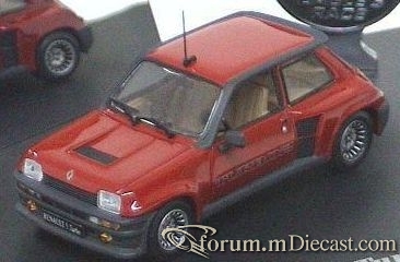 Renault 5 I Turbo Universal Hobbies.jpg
