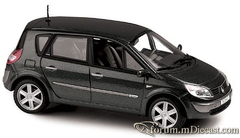 Renault Megane Scenic 2003 Universal Hobbies.jpg