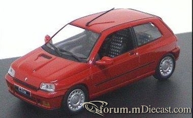 Renault Clio 1990 GT Universal Hobbies.jpg
