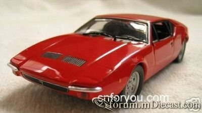 De Tomaso Pantera 1970 Ixo.jpg