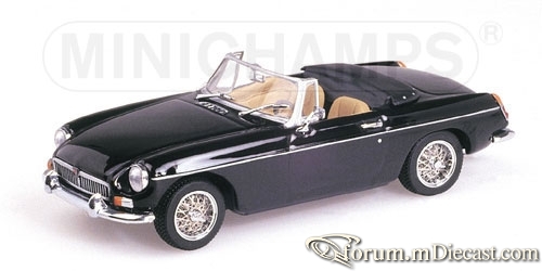 MG B 1962 Minichamps.jpg