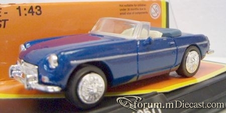 MG B 1967 New Ray.jpg