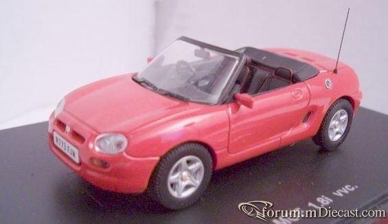 MG F 1996 Universal Hobbies.jpg